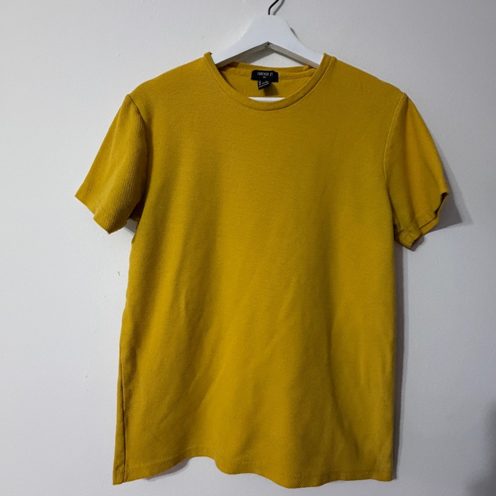 Forever 21 Men's Golden Short Sleeve Tee